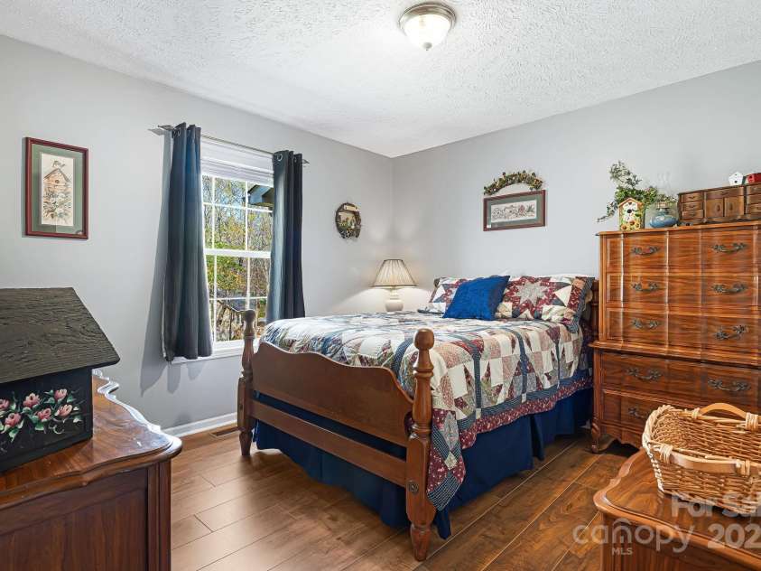 54 Golddigger Drive, Candler, NC 28715.  MLS# CAR4245543, YatesRealty ID 17046. 