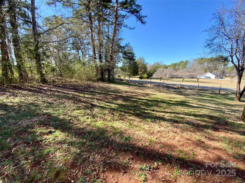 3807 Woodlawn Street, Sharon, SC 29742.  MLS# CAR4233211, YatesRealty ID 17047. 