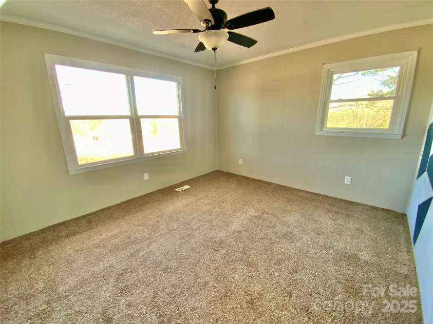 3807 Woodlawn Street, Sharon, SC 29742.  MLS# CAR4233211, YatesRealty ID 17047. Bedroom 3