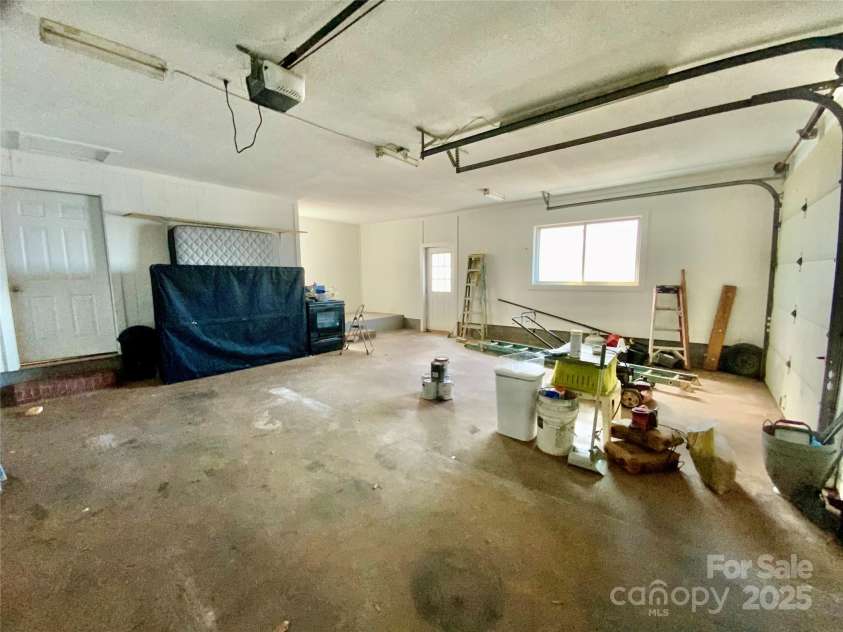 3807 Woodlawn Street, Sharon, SC 29742.  MLS# CAR4233211, YatesRealty ID 17047. Oversized garage