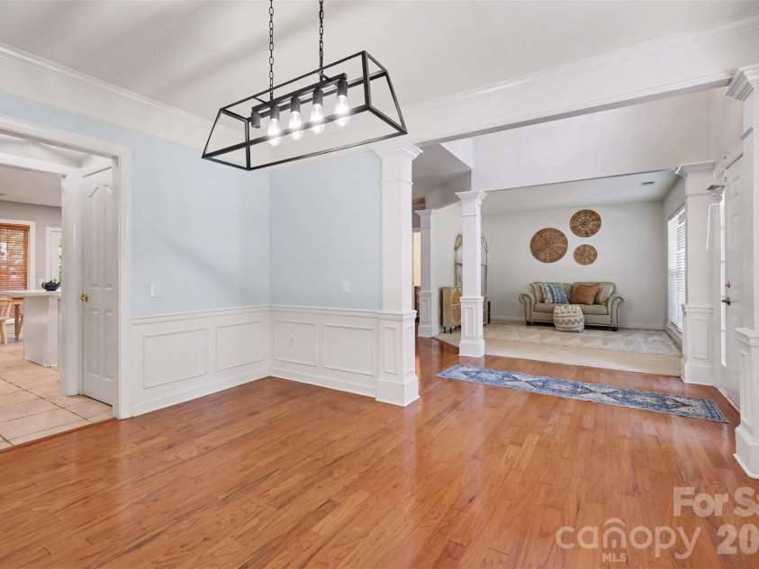 15817 Prestwoods Lane, Huntersville, NC 28078.  MLS# CAR4375192, YatesRealty ID 17048. 