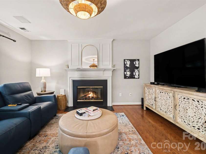 15817 Prestwoods Lane, Huntersville, NC 28078.  MLS# CAR4375192, YatesRealty ID 17048. 