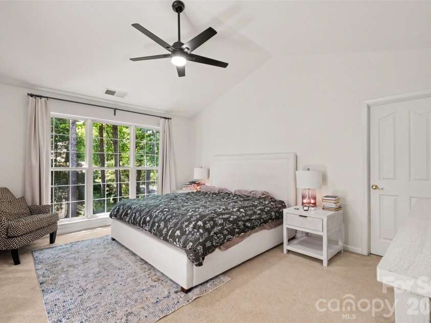 15817 Prestwoods Lane, Huntersville, NC 28078.  MLS# CAR4375192, YatesRealty ID 17048. 
