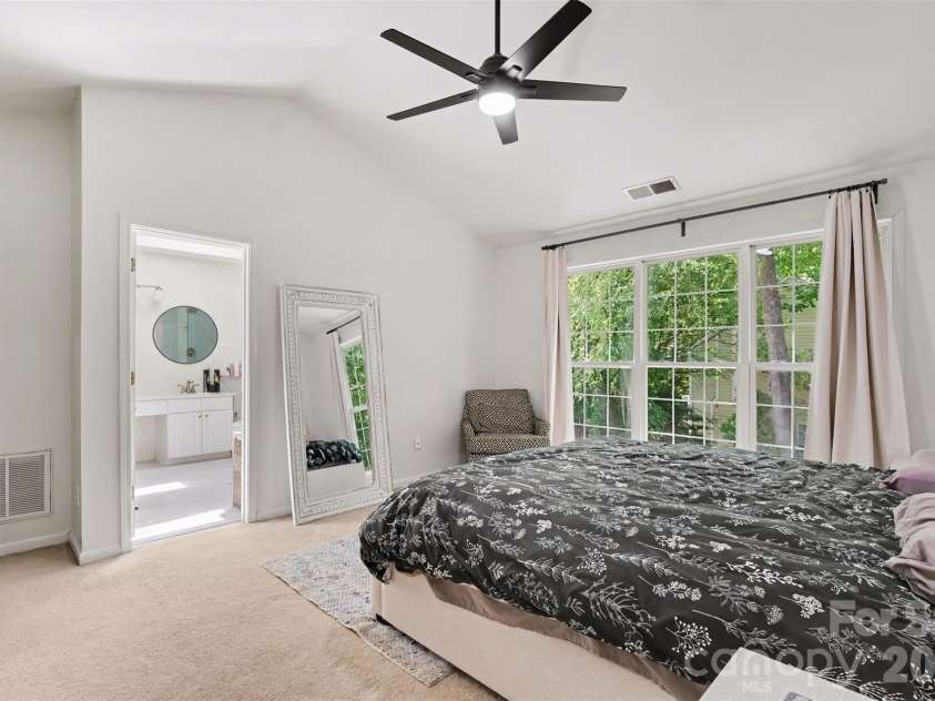 15817 Prestwoods Lane, Huntersville, NC 28078.  MLS# CAR4375192, YatesRealty ID 17048. 
