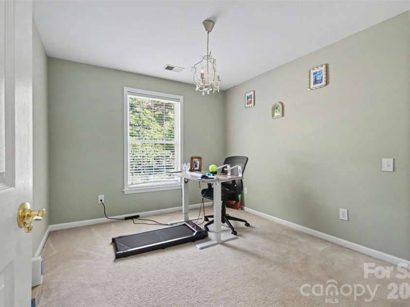 15817 Prestwoods Lane, Huntersville, NC 28078.  MLS# CAR4375192, YatesRealty ID 17048. 