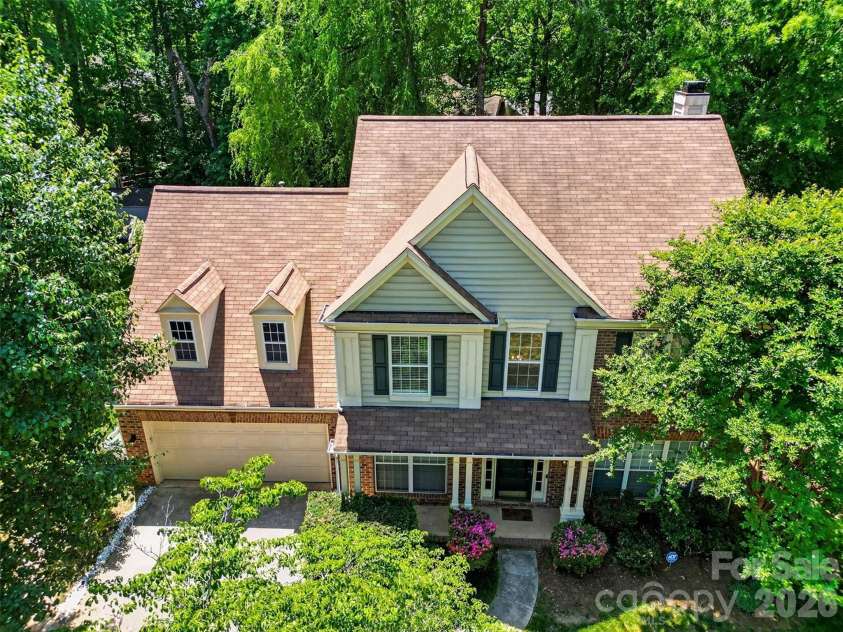 15817 Prestwoods Lane, Huntersville, NC 28078.  MLS# CAR4375192, YatesRealty ID 17048. 