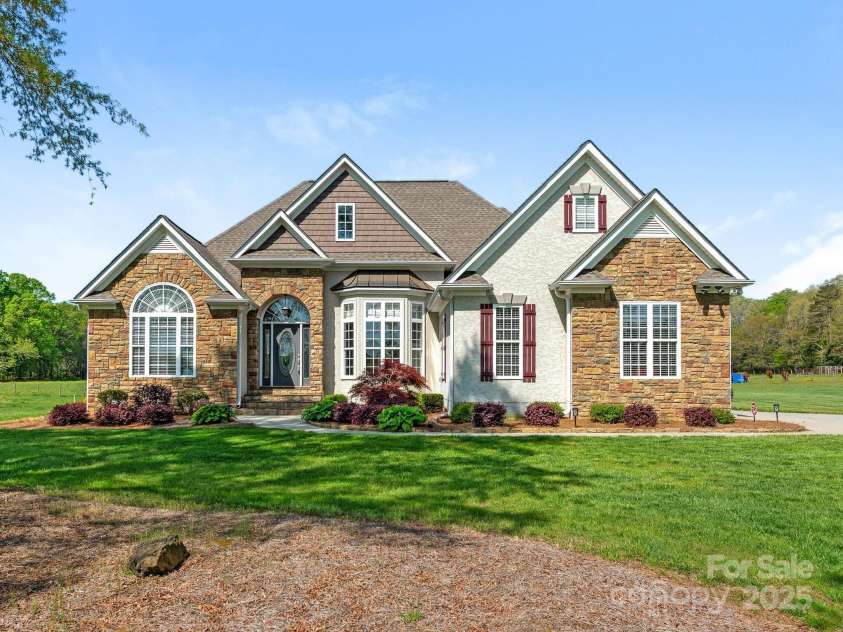 16160 Hopewell Church Road, Midland, NC 28107.  MLS# CAR4228175, YatesRealty ID 17048. 16160 Hopewell Church Rd