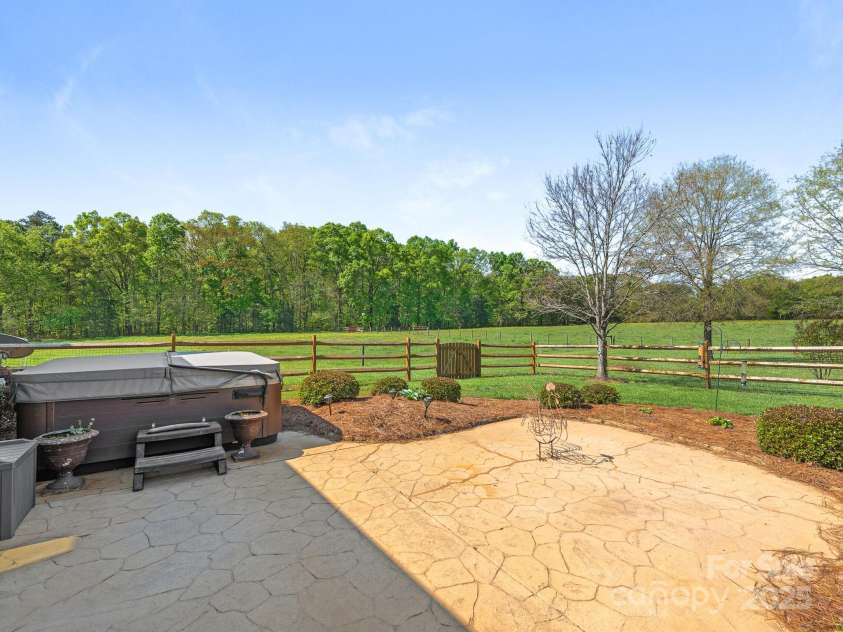 16160 Hopewell Church Road, Midland, NC 28107.  MLS# CAR4228175, YatesRealty ID 17048. Backyard Patio