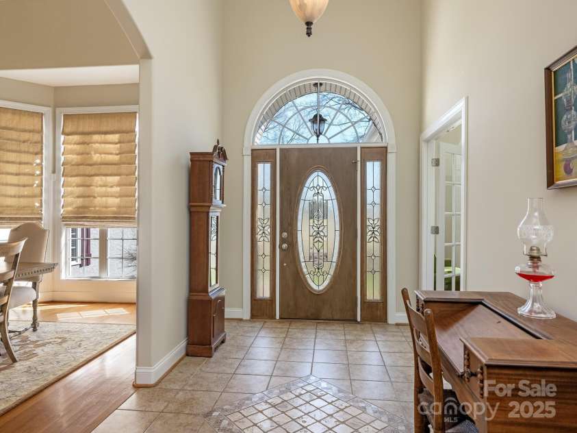 16160 Hopewell Church Road, Midland, NC 28107.  MLS# CAR4228175, YatesRealty ID 17048. Entry Foyer