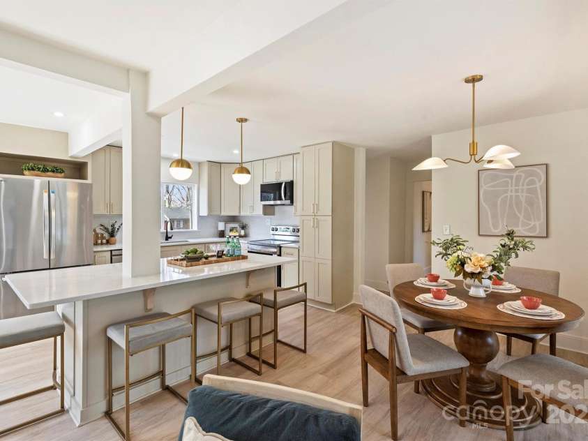 2827 Temple Lane, Charlotte, NC 28205.  MLS# CAR4228994, YatesRealty ID 1705. 