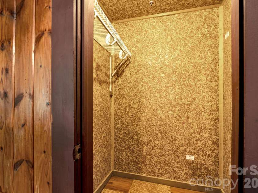 257 Pine Street, Black Mountain, NC 28711.  MLS# CAR4374948, YatesRealty ID 17050. Cedar closets!