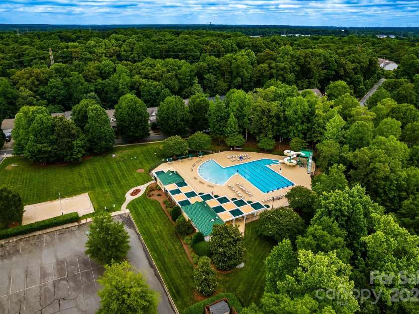 9410 Greenbank Court, Charlotte, NC 28214.  MLS# CAR4262994, YatesRealty ID 17051. 