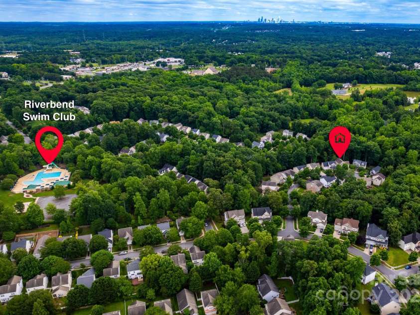 9410 Greenbank Court, Charlotte, NC 28214.  MLS# CAR4262994, YatesRealty ID 17051. Close Proximity to the Clubhouse/Swim Club