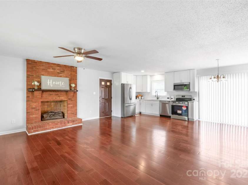 405 Ormand Avenue, Bessemer City, NC 28016.  MLS# CAR4260078, YatesRealty ID 17052. 