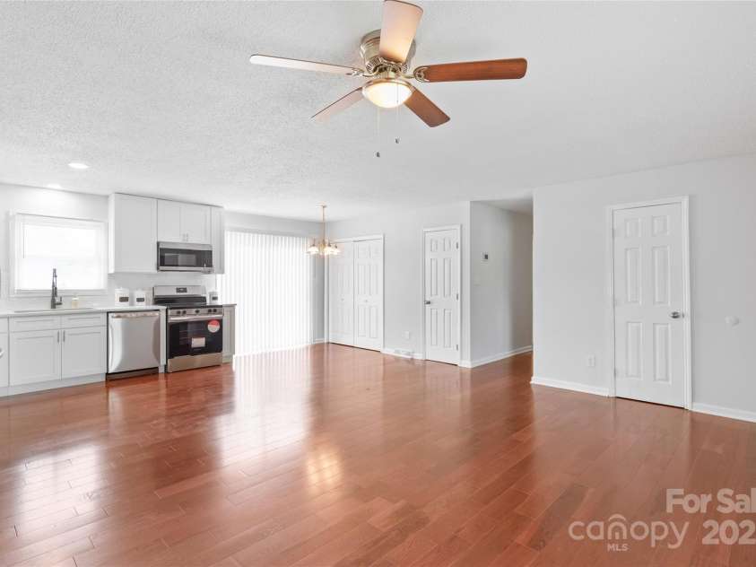 405 Ormand Avenue, Bessemer City, NC 28016.  MLS# CAR4260078, YatesRealty ID 17052. 