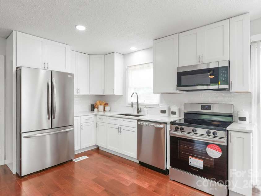 405 Ormand Avenue, Bessemer City, NC 28016.  MLS# CAR4260078, YatesRealty ID 17052. 