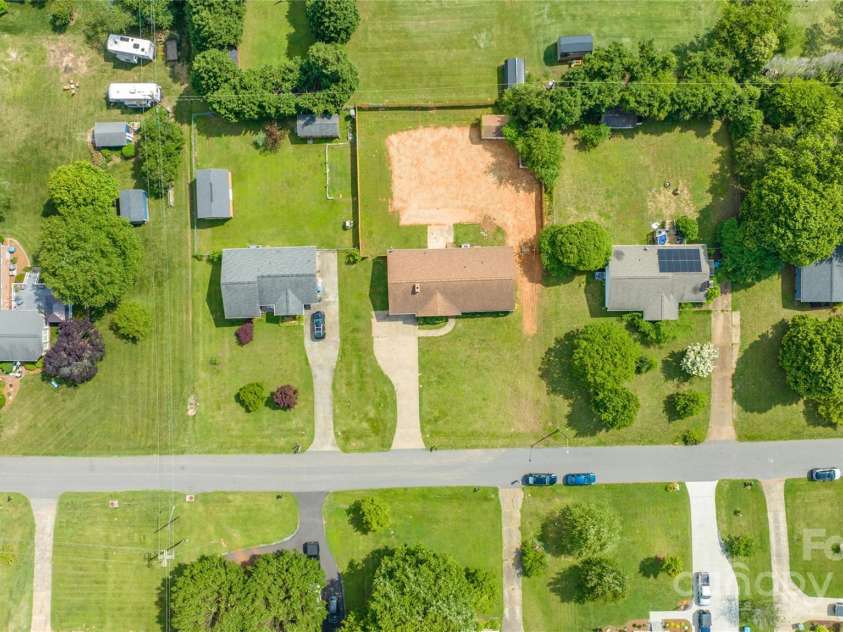 405 Ormand Avenue, Bessemer City, NC 28016.  MLS# CAR4260078, YatesRealty ID 17052. 