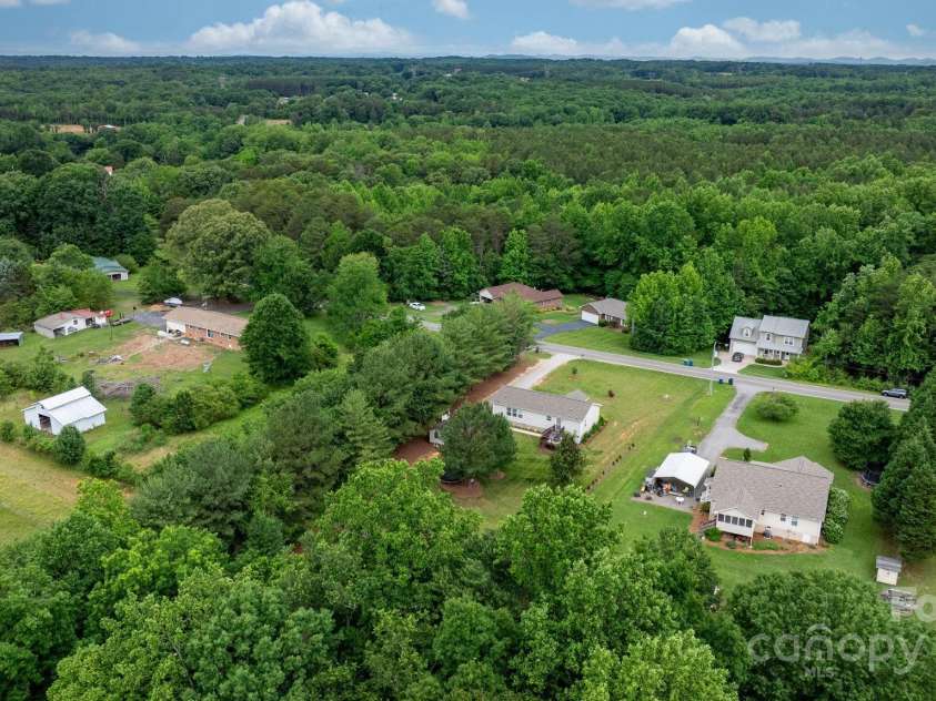 2843 Hopewell Church Road, Sherrills Ford, NC 28673.  MLS# CAR4265492, YatesRealty ID 17053. 