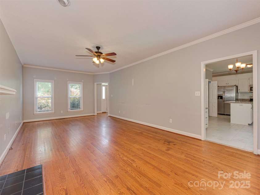 1516 Plantation Trail, Gastonia, NC 28056.  MLS# CAR4285271, YatesRealty ID 17054. 