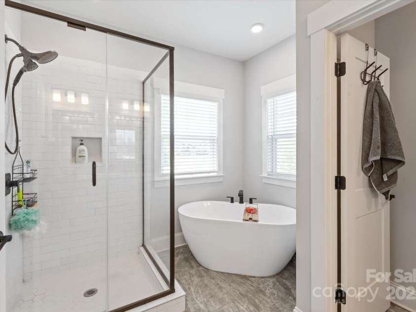 1036 Riverwalk Parkway, Rock Hill, SC 29730.  MLS# CAR4263782, YatesRealty ID 17055. Soaking tub and separate shower