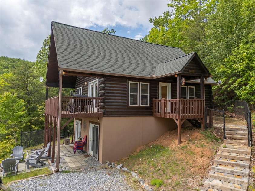 202 Fall Creek Drive, Bostic, NC 28018.  MLS# CAR4375349, YatesRealty ID 17055. 
