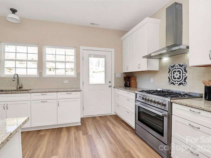 609 Rosemore Place, Rock Hill, SC 29732.  MLS# CAR4228092, YatesRealty ID 17056. 