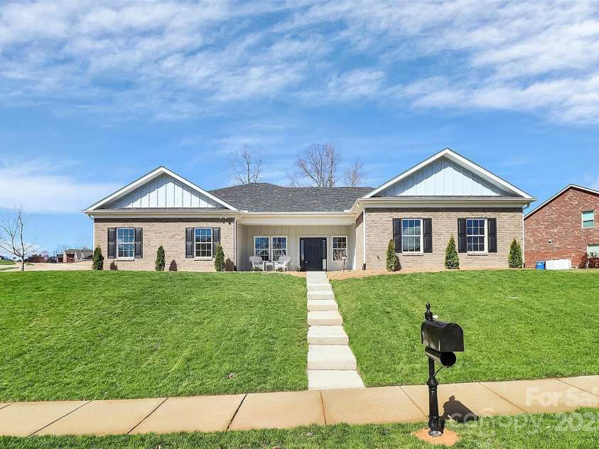 609 Rosemore Place, Rock Hill, SC 29732.  MLS# CAR4228092, YatesRealty ID 17056. 