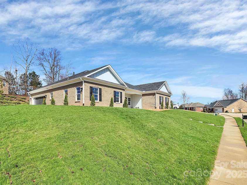 609 Rosemore Place, Rock Hill, SC 29732.  MLS# CAR4228092, YatesRealty ID 17056. 