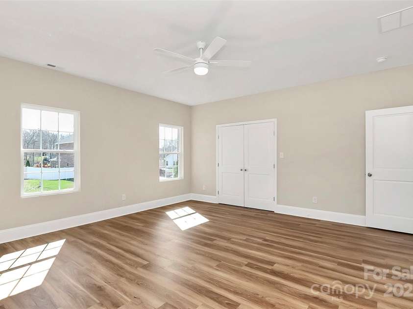 609 Rosemore Place, Rock Hill, SC 29732.  MLS# CAR4228092, YatesRealty ID 17056. Oversized Secondary Bedroom 1