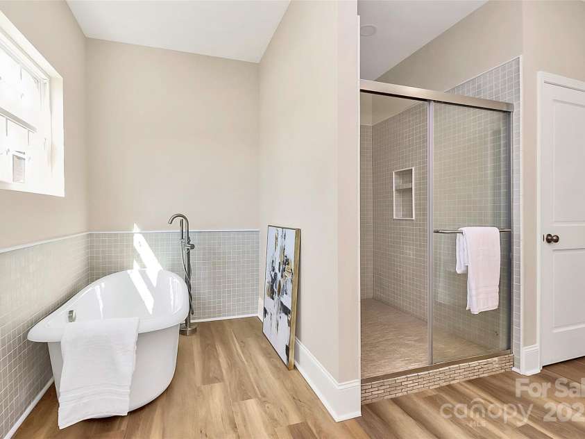 609 Rosemore Place, Rock Hill, SC 29732.  MLS# CAR4228092, YatesRealty ID 17056. Owner's En Suite