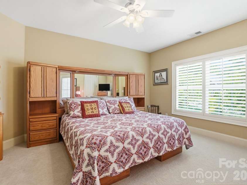 1020 Rolling Park Lane, Fort Mill, SC 29715.  MLS# CAR4374720, YatesRealty ID 17058. 