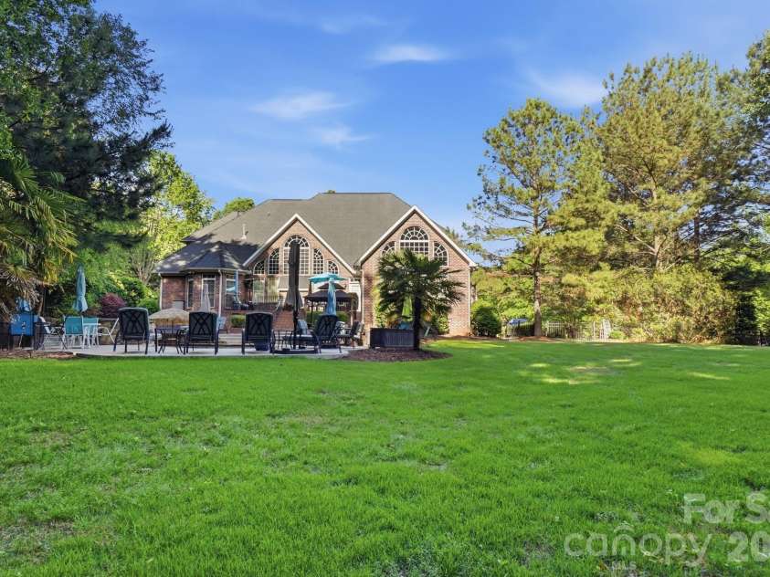 1020 Rolling Park Lane, Fort Mill, SC 29715.  MLS# CAR4374720, YatesRealty ID 17058. 