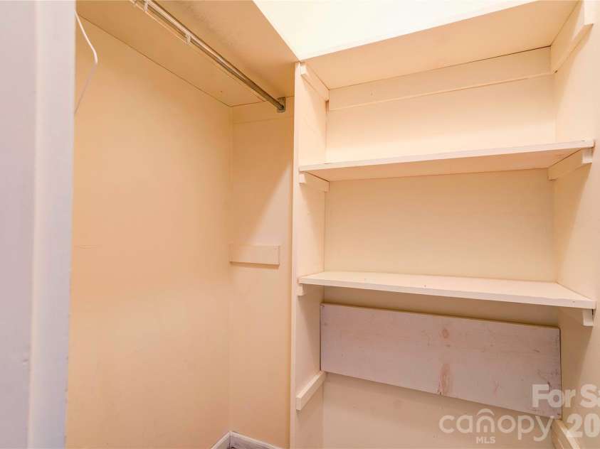 106 Dons Court, Shelby, NC 28150.  MLS# CAR4376308, YatesRealty ID 17060. Closet