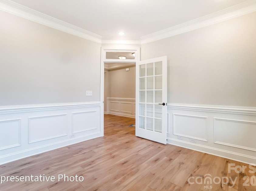 5064 McLaughlin Loop, Waxhaw, NC 28173.  MLS# CAR4375308, YatesRealty ID 17061. 
