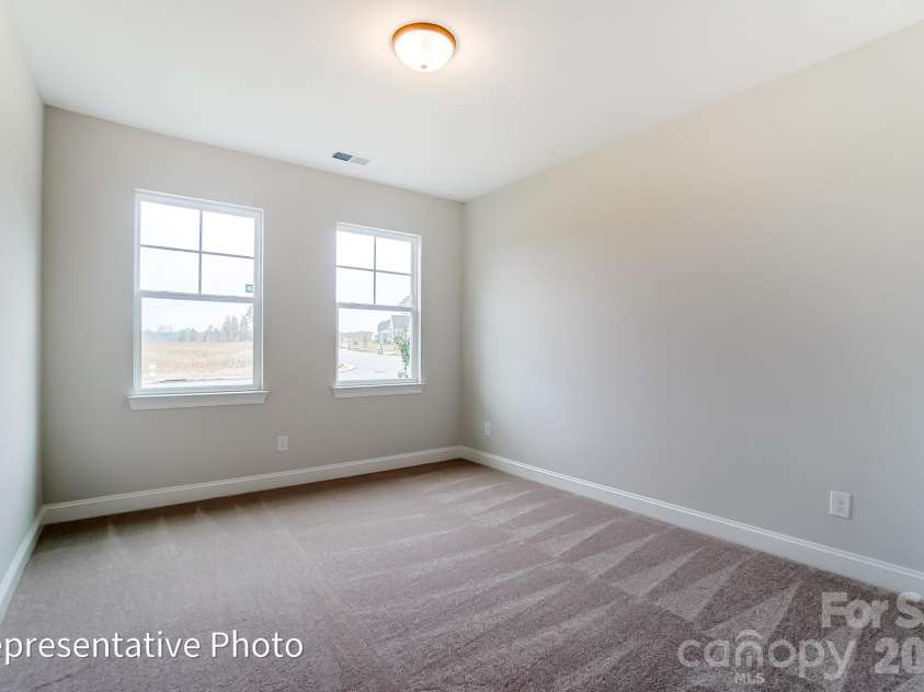 5064 McLaughlin Loop, Waxhaw, NC 28173.  MLS# CAR4375308, YatesRealty ID 17061. 