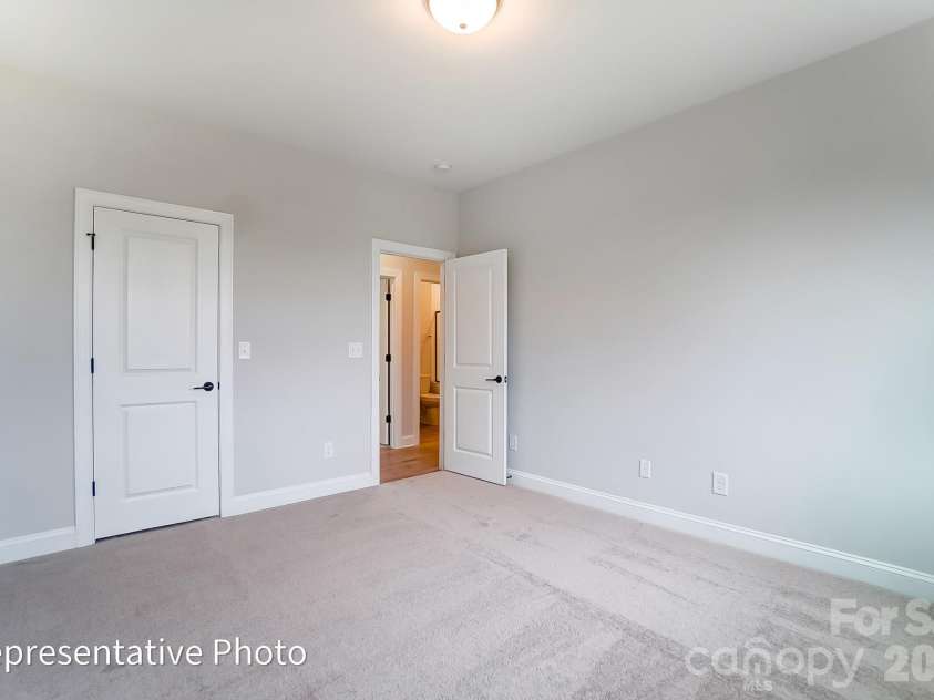 5064 McLaughlin Loop, Waxhaw, NC 28173.  MLS# CAR4375308, YatesRealty ID 17061. 