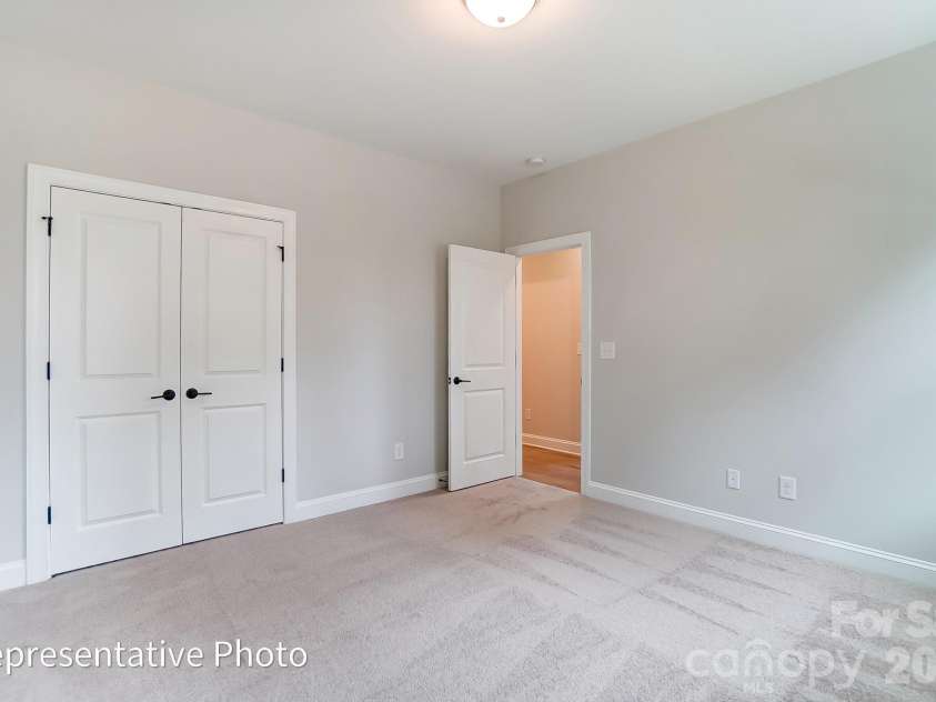 5064 McLaughlin Loop, Waxhaw, NC 28173.  MLS# CAR4375308, YatesRealty ID 17061. 