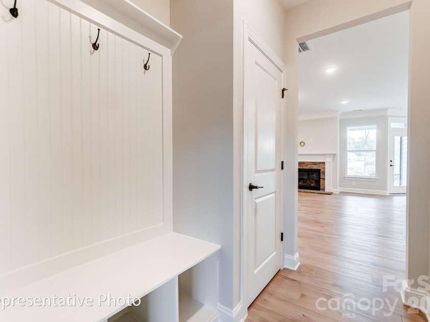 5064 McLaughlin Loop, Waxhaw, NC 28173.  MLS# CAR4375308, YatesRealty ID 17061. 