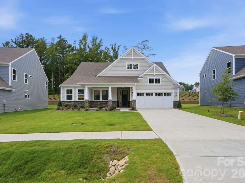 5064 McLaughlin Loop, Waxhaw, NC 28173.  MLS# CAR4375308, YatesRealty ID 17061. Homesite 93 features a Sullivan B floorplan
