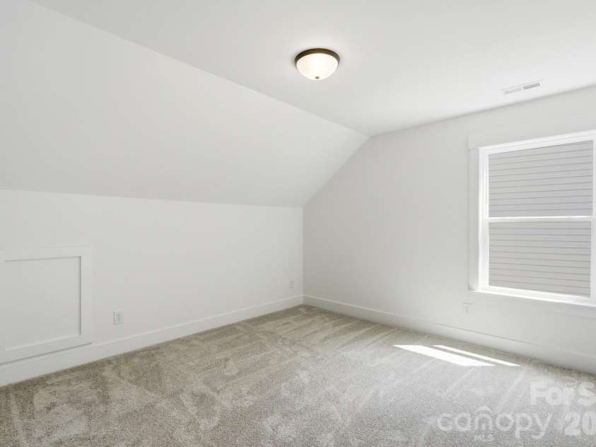 5064 McLaughlin Loop, Waxhaw, NC 28173.  MLS# CAR4375308, YatesRealty ID 17061. Upper level bedroom