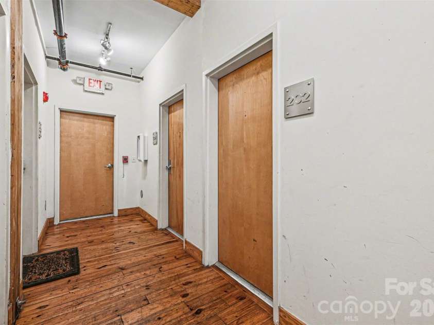 3205 Davidson Street, Charlotte, NC 28205.  MLS# CAR4375658, YatesRealty ID 17062. 