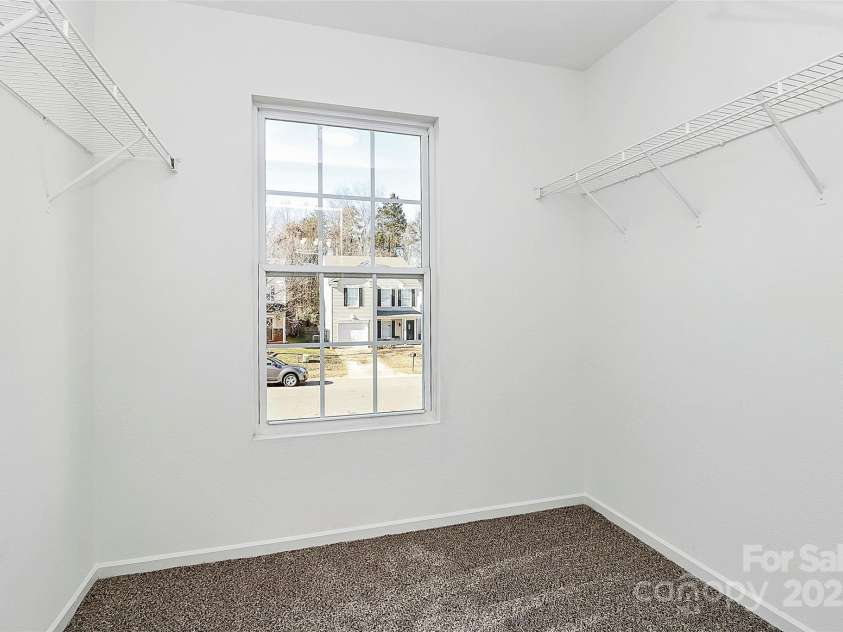 7214 Fox Point Drive, Charlotte, NC 28269.  MLS# CAR4266650, YatesRealty ID 17062. Walk in closet in primary