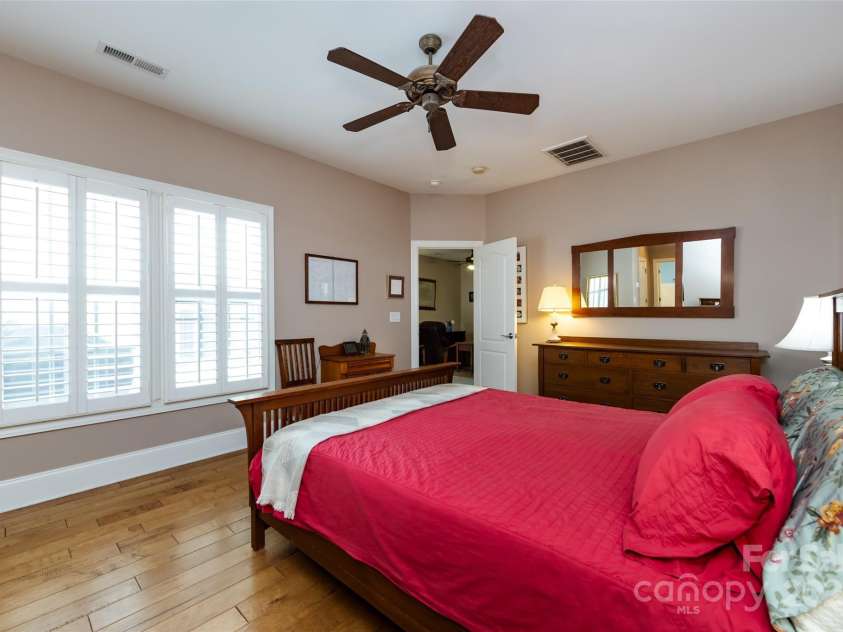 139 Harper Lee Street, Davidson, NC 28036.  MLS# CAR4262722, YatesRealty ID 17063. Lots of natural light