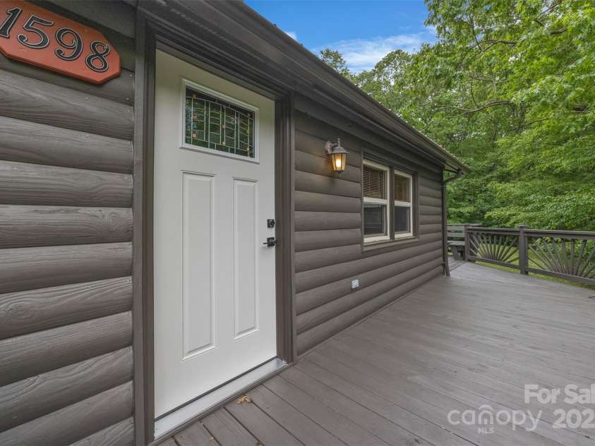 1598 Claybank Road, West Jefferson, NC 28694.  MLS# CAR4266499, YatesRealty ID 17065. 