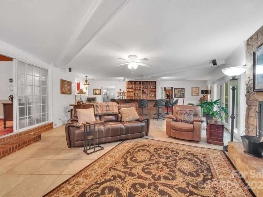 514 Wood Street, Troy, NC 27371.  MLS# CAR4266531, YatesRealty ID 17069. 