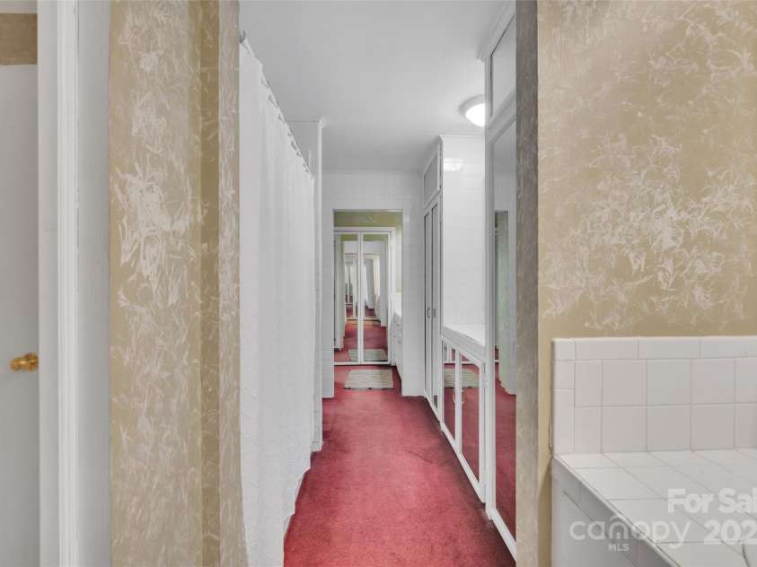 514 Wood Street, Troy, NC 27371.  MLS# CAR4266531, YatesRealty ID 17069. 