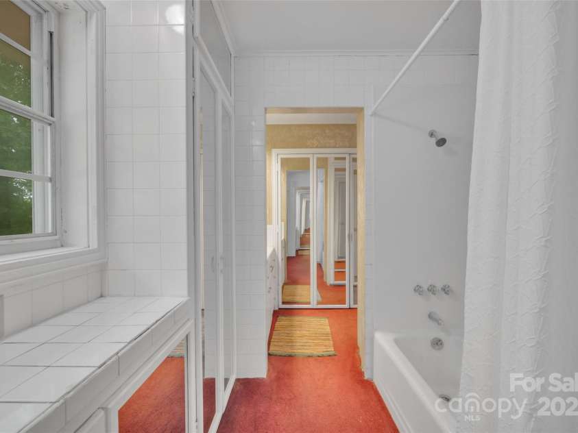 514 Wood Street, Troy, NC 27371.  MLS# CAR4266531, YatesRealty ID 17069. 