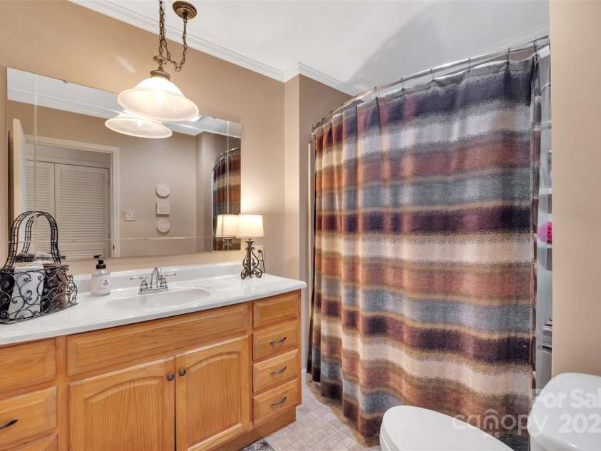 514 Wood Street, Troy, NC 27371.  MLS# CAR4266531, YatesRealty ID 17069. 