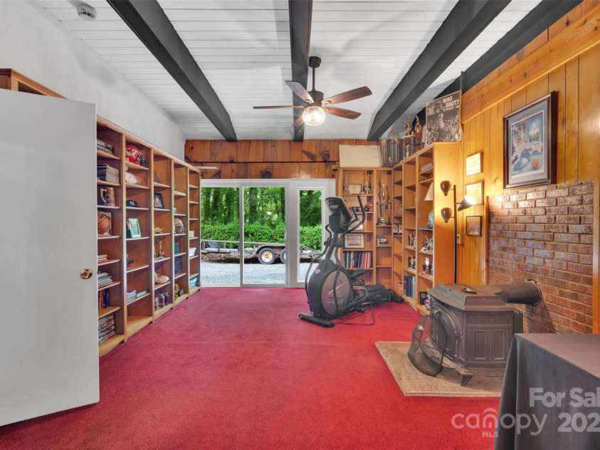 514 Wood Street, Troy, NC 27371.  MLS# CAR4266531, YatesRealty ID 17069. 