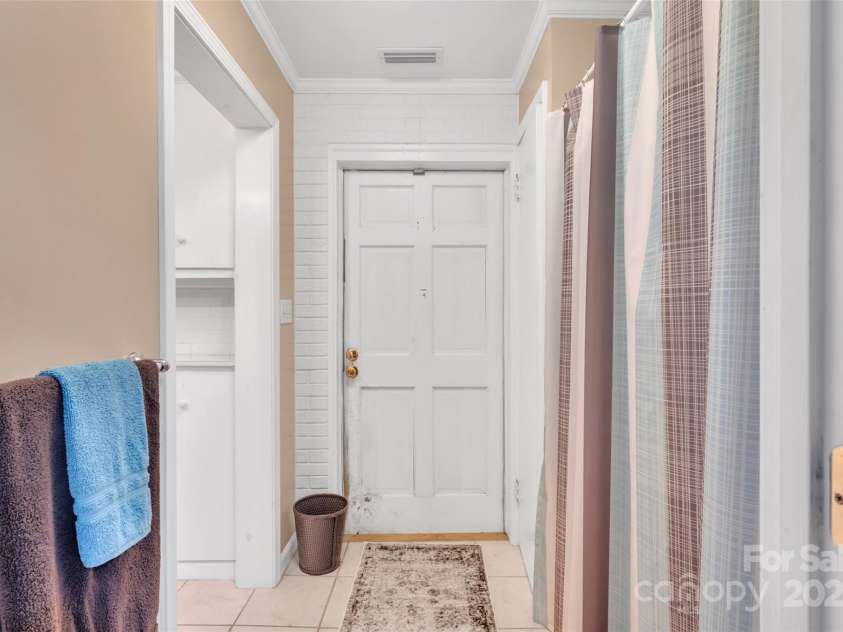 514 Wood Street, Troy, NC 27371.  MLS# CAR4266531, YatesRealty ID 17069. 